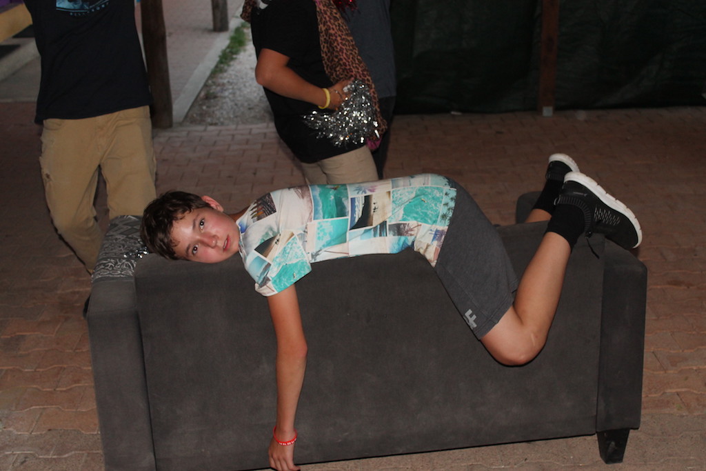 Village Camps International Summer Camp Ardèche, France 2019-07-26 https://www.villagecamps.com/journals_admin/images/2166-7115-Disco3 copy.jpg